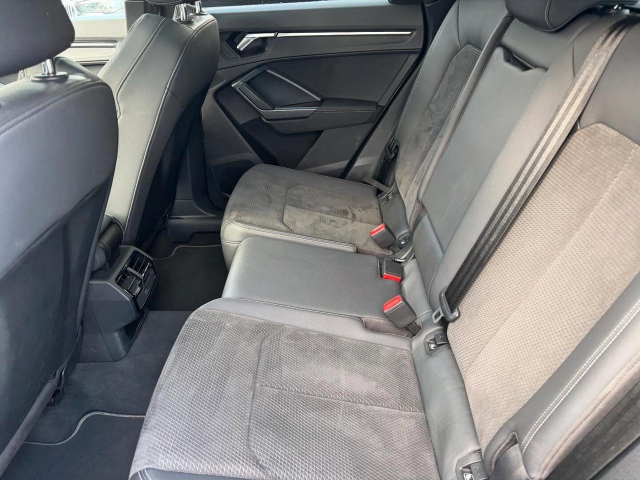 Audi Q3 40 TDI quattro S tronic line-Tetto apribile