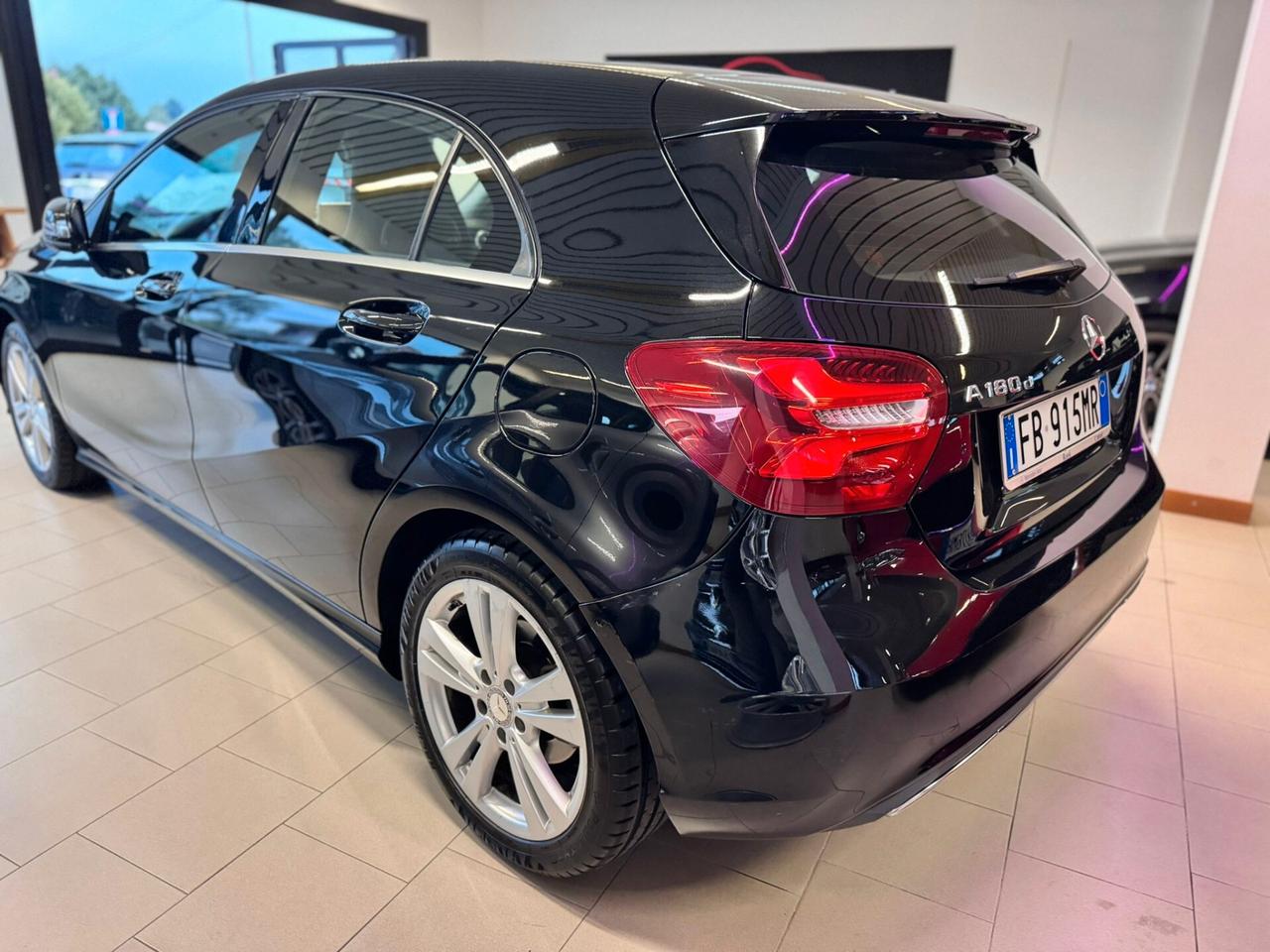 Mercedes-benz A 180 d Sport my16
