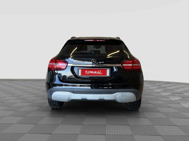 MERCEDES-BENZ CLA sse GLA GLA 200 CDI/d Automatic Executive