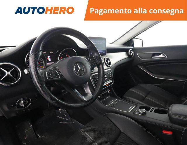 MERCEDES-BENZ GLA 200 d Automatic Sport