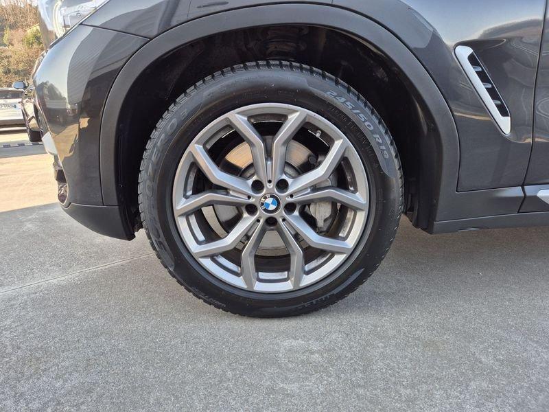 BMW X3 xdrive25d xLine 231cv auto