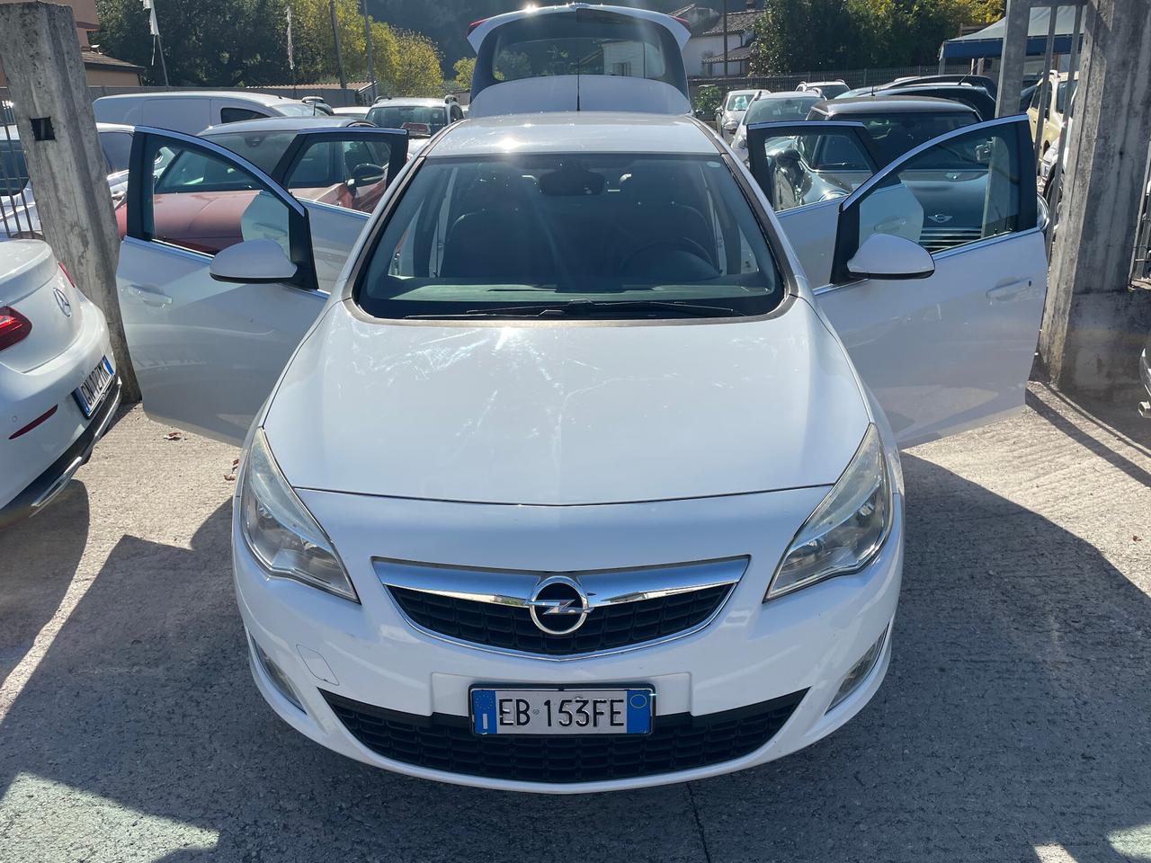 Opel Astra 1.7 CDTI 110CV 5 porte Cosmo