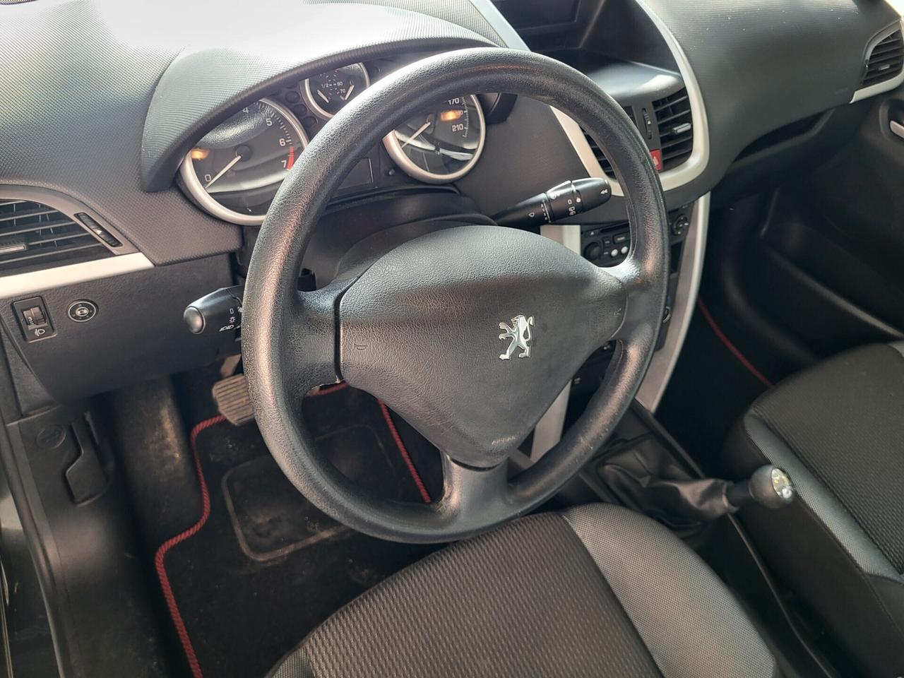 Peugeot 207 Plus 1.4 8V 75CV 5p. ECO GPL