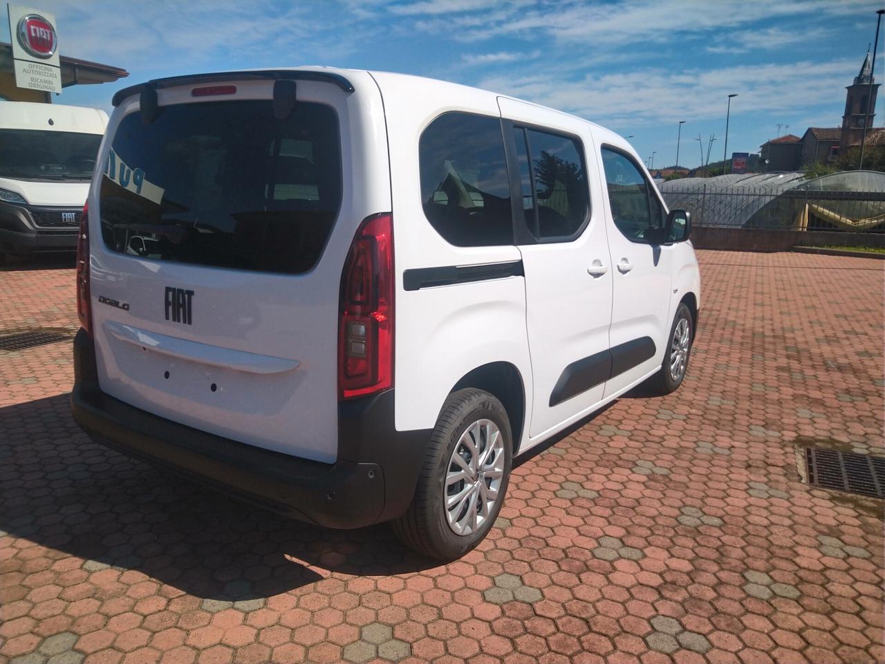 Fiat Doblo DOBLO' 4° serie COMBI 1.5 BlueHdi 100CV MT6 mod. Lounge *SENZA VINCOLO DI FINANZIAMENTO*