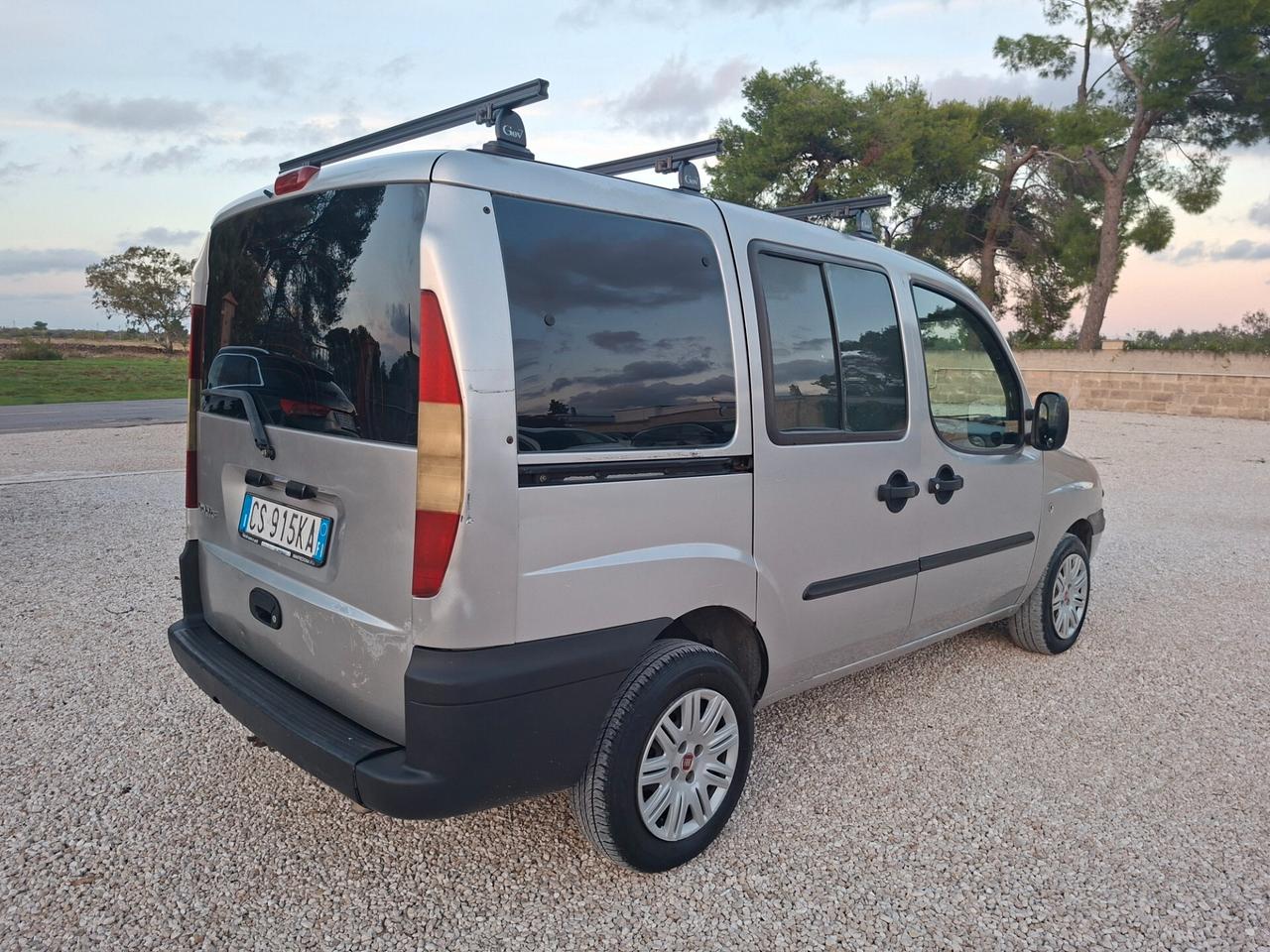 Fiat Doblò 105CV -5 POSTI *GANCIO TRAINO