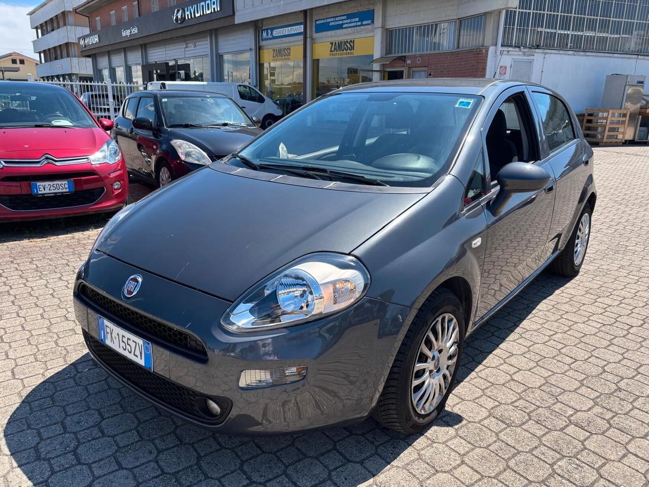 Fiat Punto 1.3 MJT II S&S 95 CV 5 porte Street
