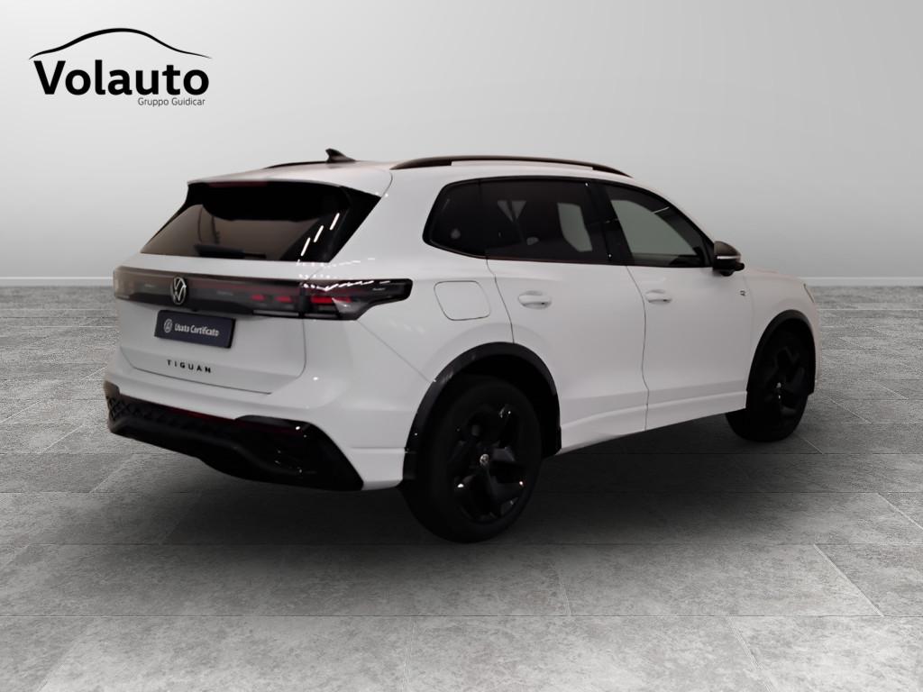 VOLKSWAGEN Tiguan III 2024 - Tiguan 1.5 etsi R-Line 150cv dsg