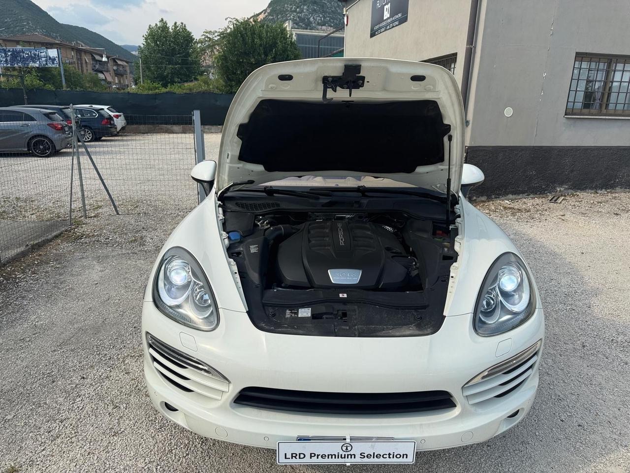 Porsche Cayenne 3.0 V6 tdi 245cv tiptronic Euro5b