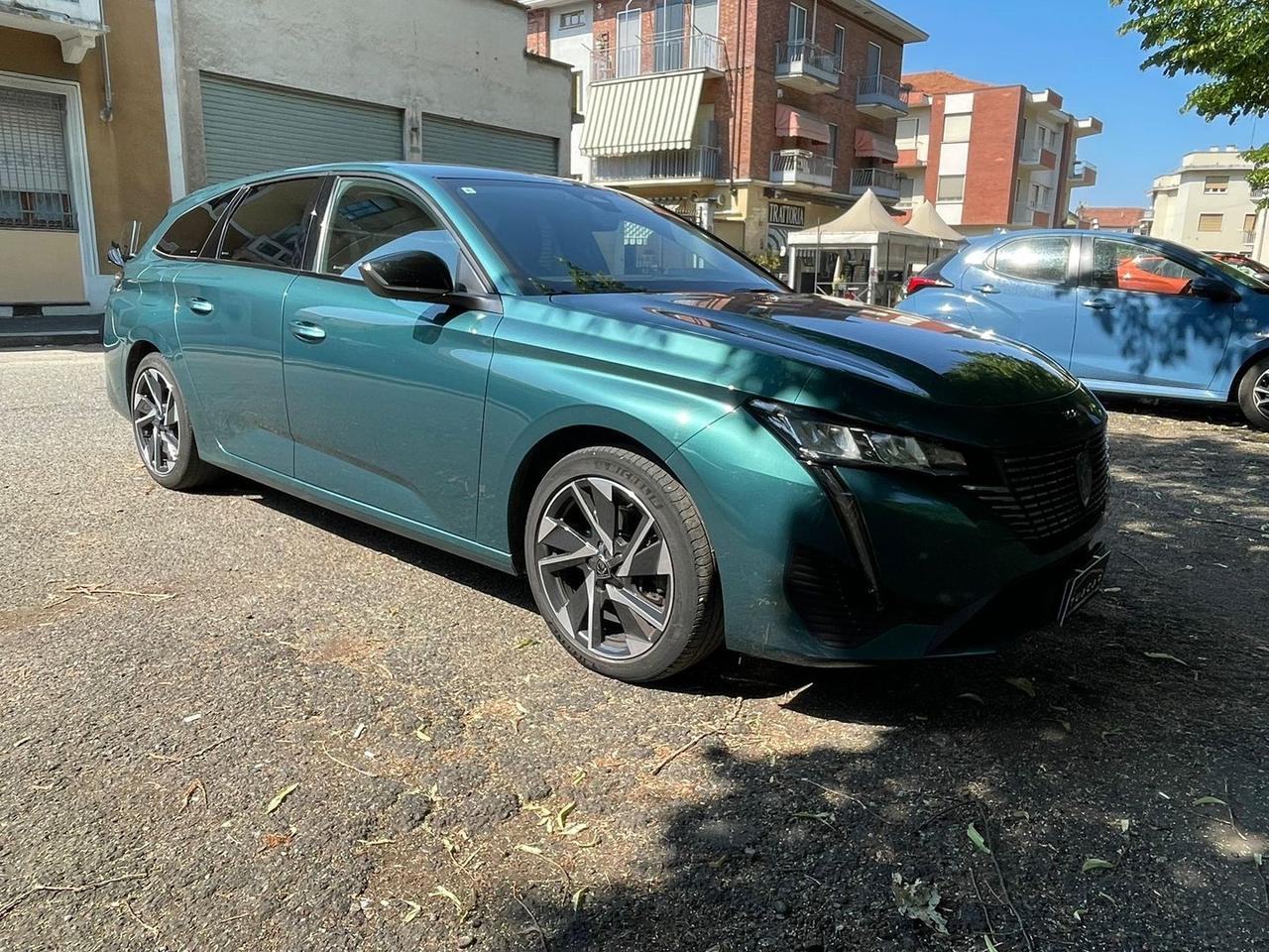 Peugeot 308 Allure 1.5 Blue HDI 130 #11107