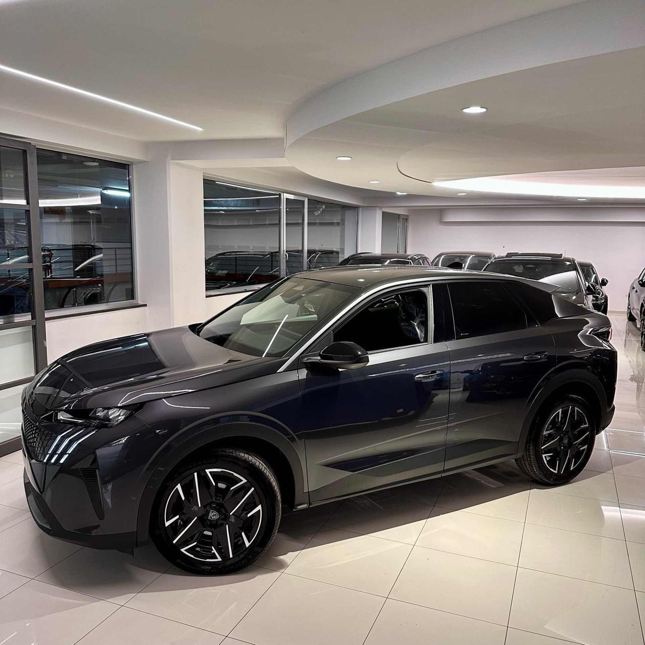 Peugeot 3008 ALLURE HYB 145 TURBO A CATENA 8 ANNI DI GARANZIA