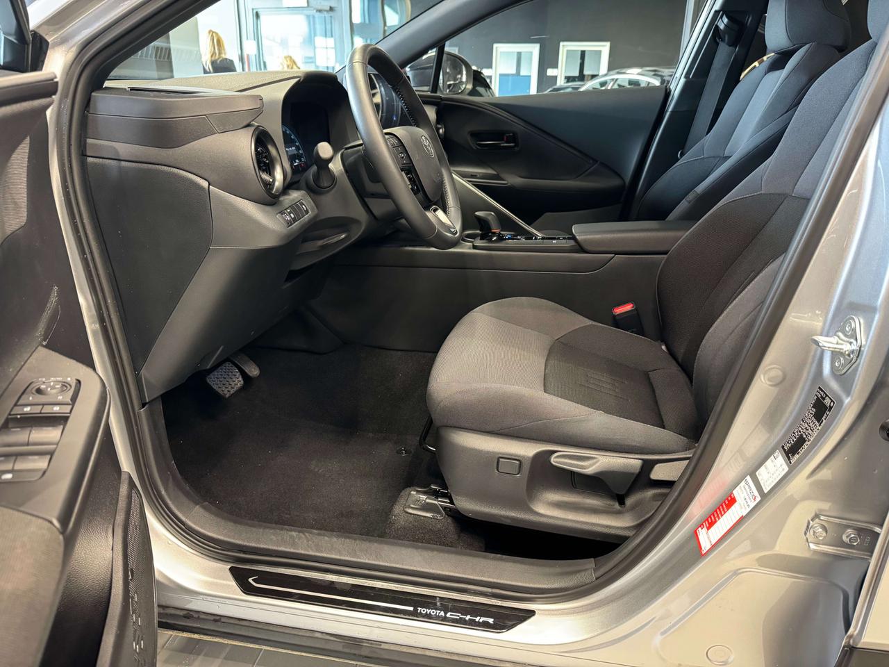 Toyota C-HR 1.8 HV Trend Pari al nuovo!