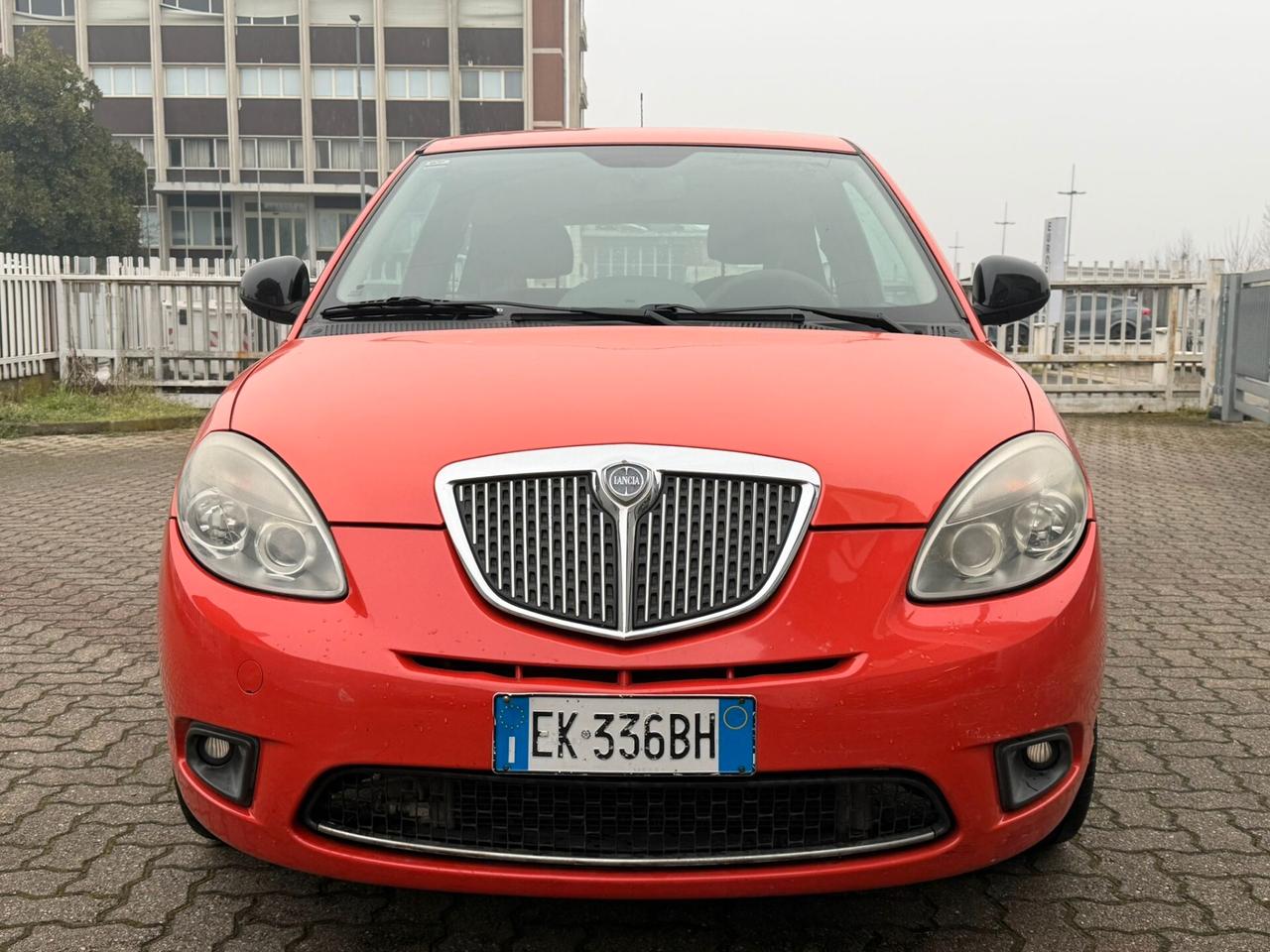 Lancia Ypsilon 1.2 69 CV 5 porte GPL Ecochic Platinum