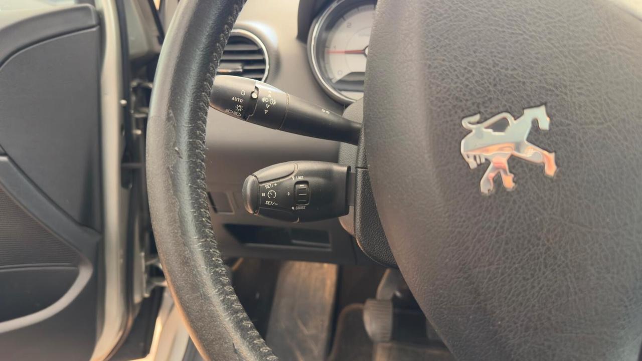 Peugeot 308 1.6 HDi 110CV SW Ciel Premium