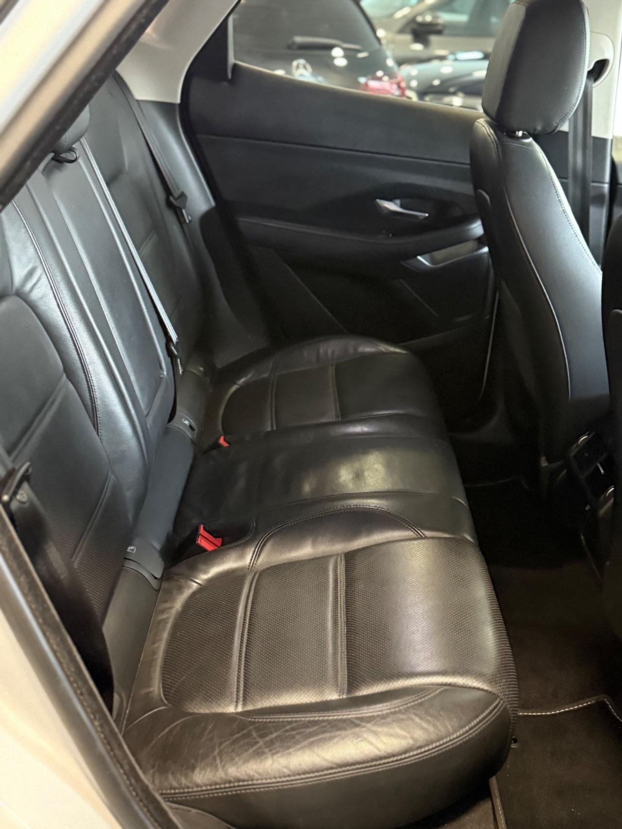 Jaguar E-Pace 2.0D 150 CV AWD aut. R-Dynamic S