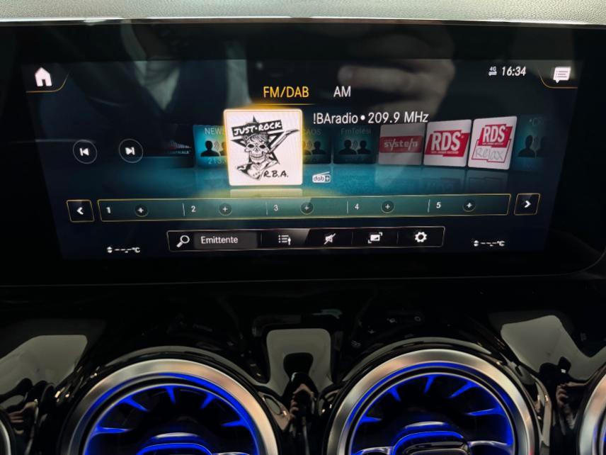 Mercedes GLA 200 d Sport Plus auto Luci Soffuse Cockpit