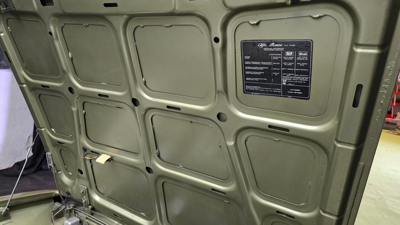 Alfa Romeo 2000 anno 1974 certificabile ASI