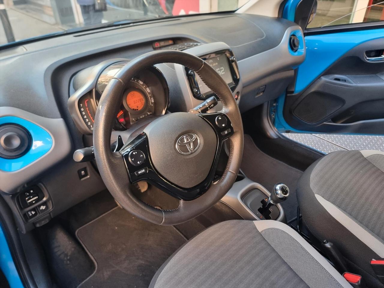 Toyota Aygo Connect 1.0 VVT-i 72 CV 5 porte x-fun MMT AUTOMATICA
