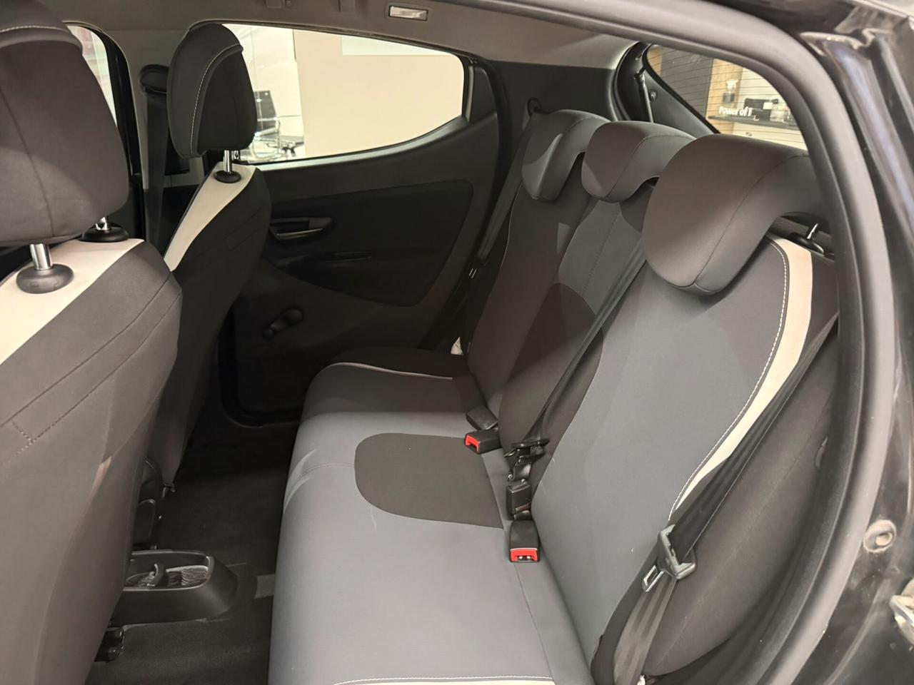 Lancia Ypsilon 1.2 69 CV 5 porte Elle