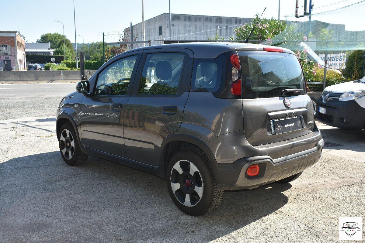 FIAT - Panda - 1.0 FireFly S&S Hybrid City Cross