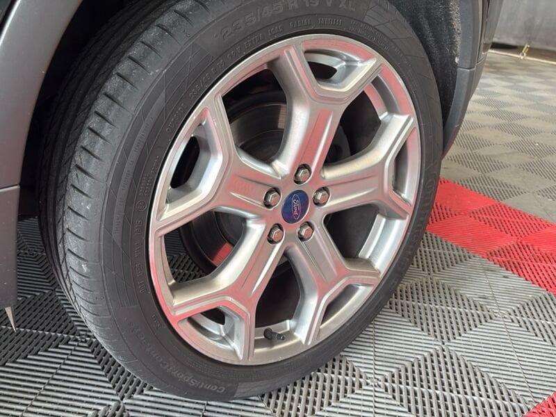 Ford Kuga 2.0 tdci Titanium 4wd 136cv