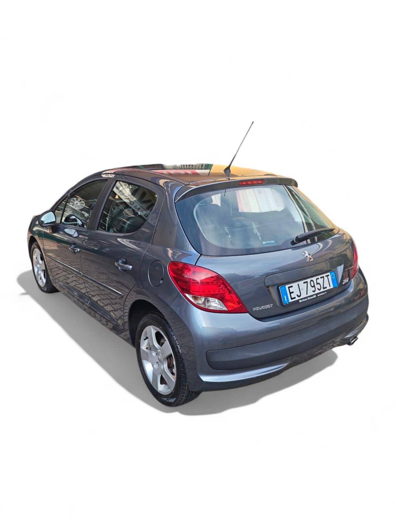 Peugeot 207 1.6 8V HDi 112CV 3p. Allure