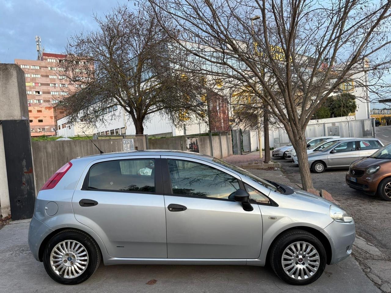Fiat Punto 1.2 BENZINA 5 porte DYNAMIC