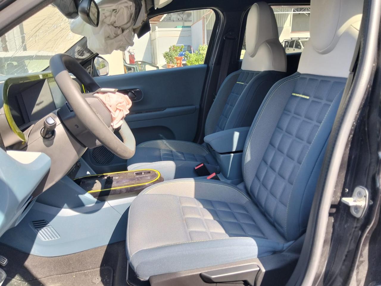 Fiat Grande Panda 1.2 Hybrid 110cv 2025 SINISTRATA
