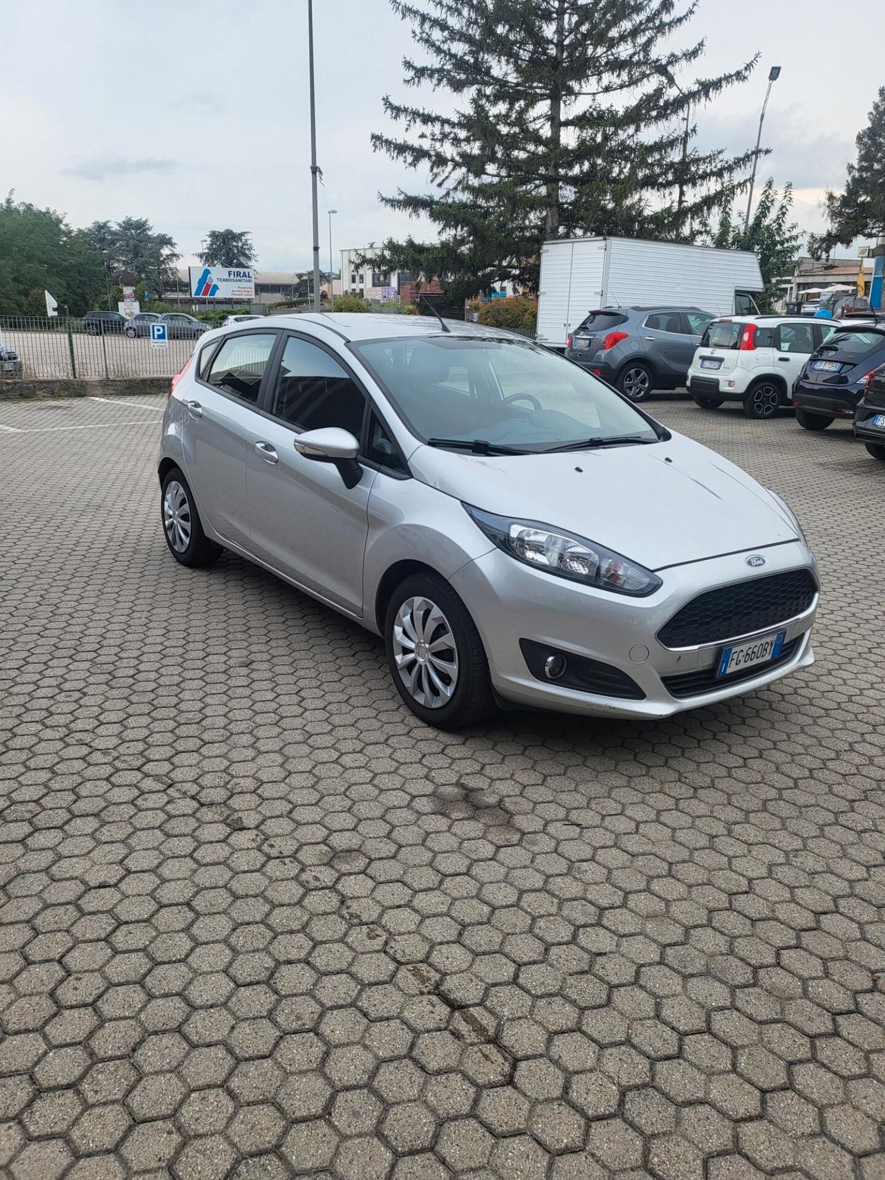 Ford Fiesta 1.5 TDCi 75CV 5 porte Business