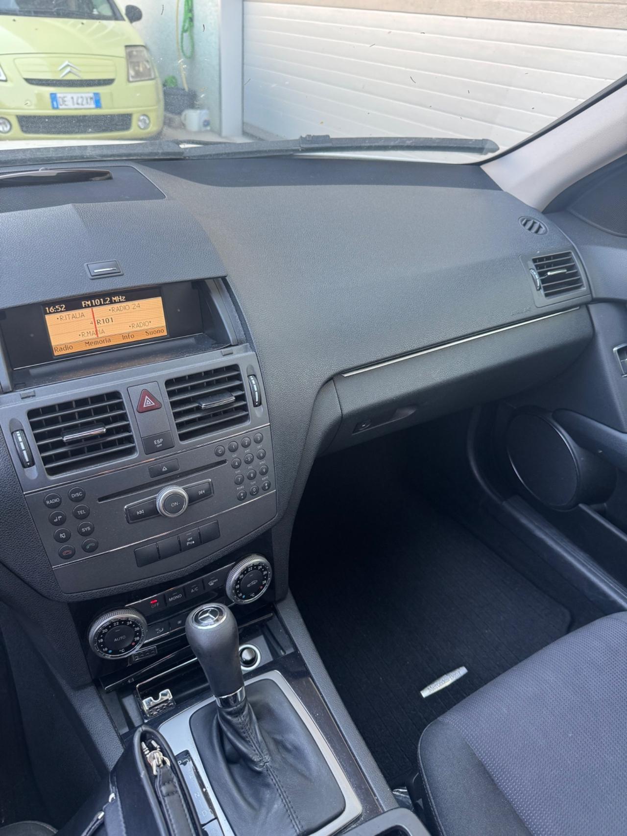 Mercedes-benz C 220 CDI S.W. BlueEFFICIENCY Executive