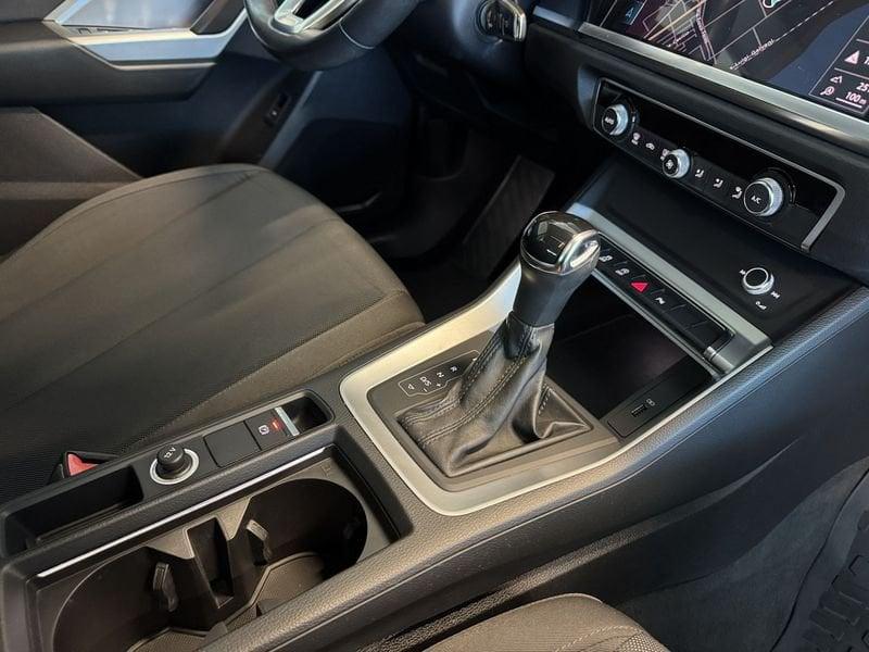 Audi Q3 2.0 35 TDI Business Advanced S Tronic