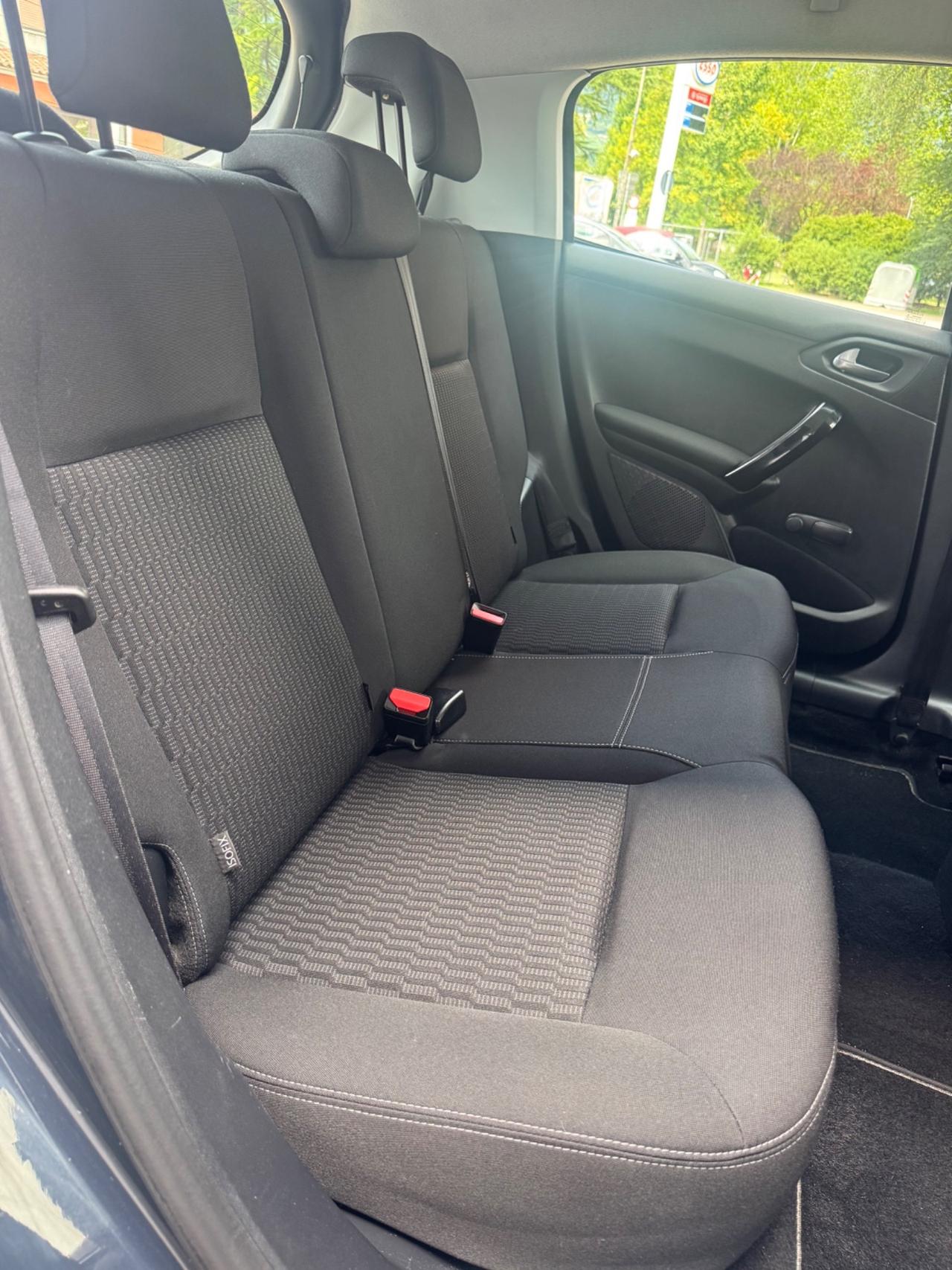 Peugeot 208 BlueHDi 75 5 porte Allure