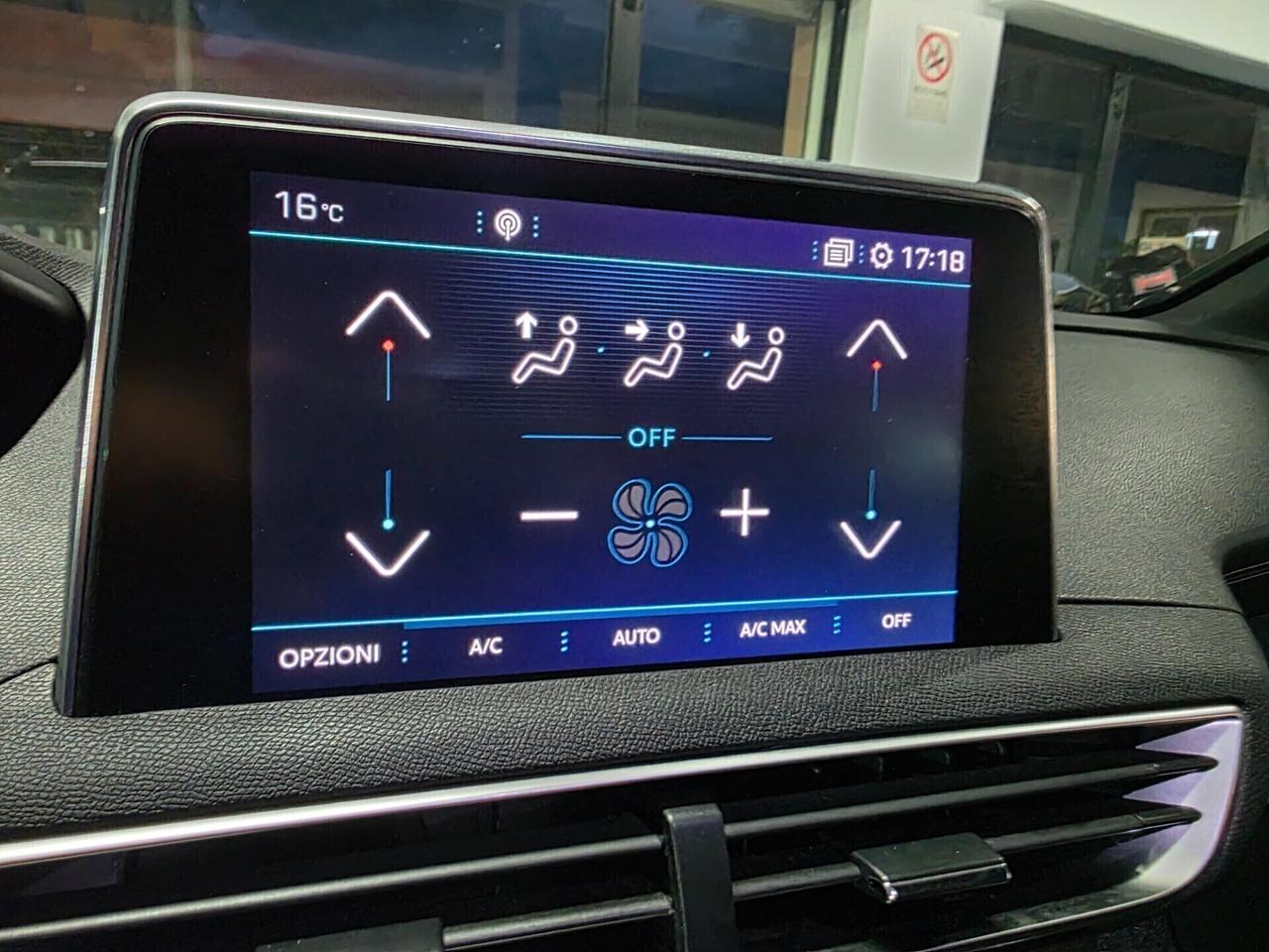 Peugeot 3008 1.5hdi GT Line 2018 88000km Finanziab