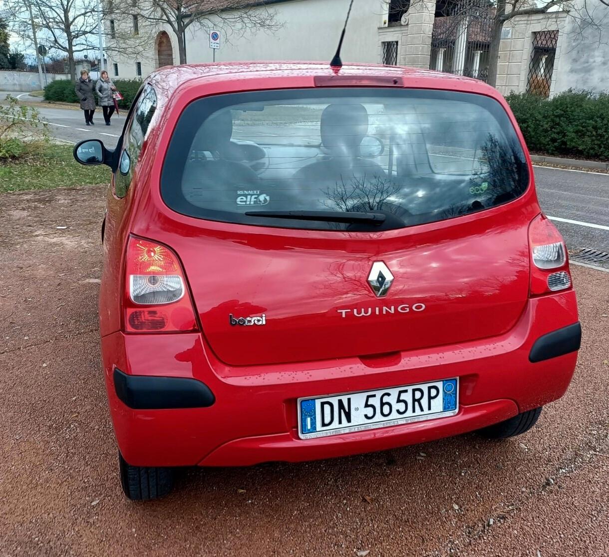 Renault Twingo 1.2 neopatentati pronto uso