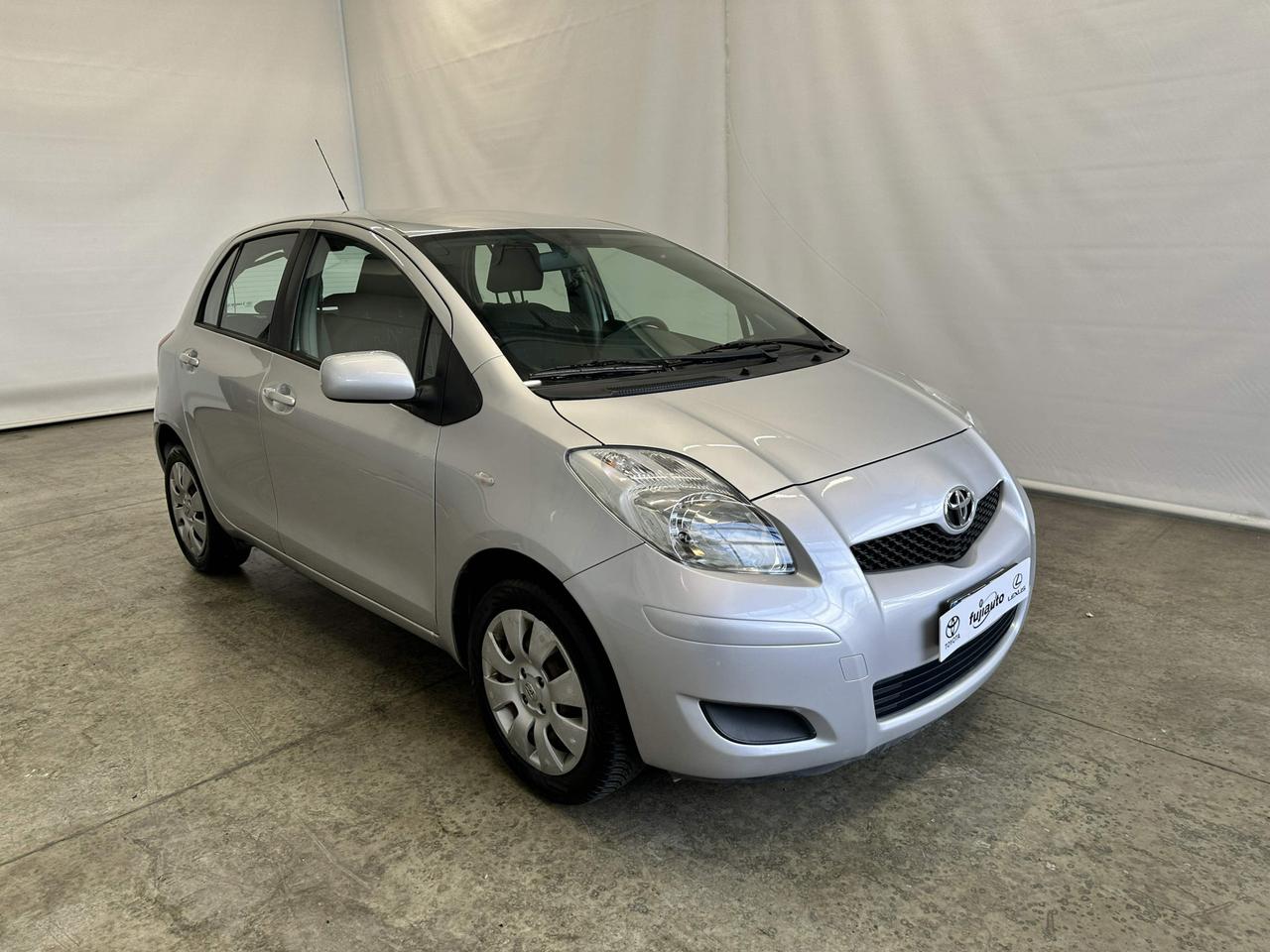 Toyota Yaris 5p 1.0 Now