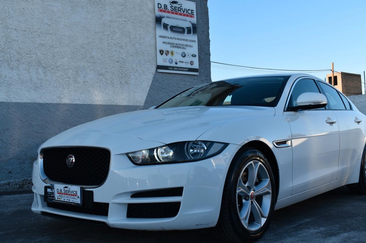 Jaguar XE