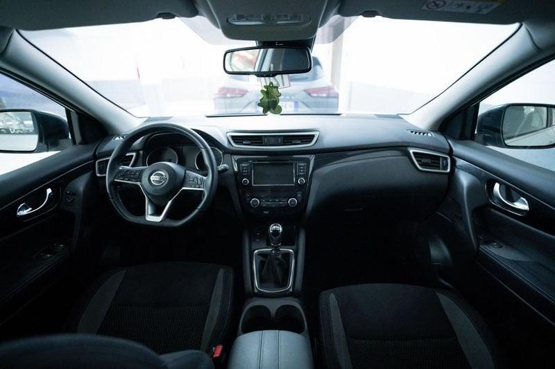 Nissan Qashqai 1.3 dig-t Acenta Premium 140cv