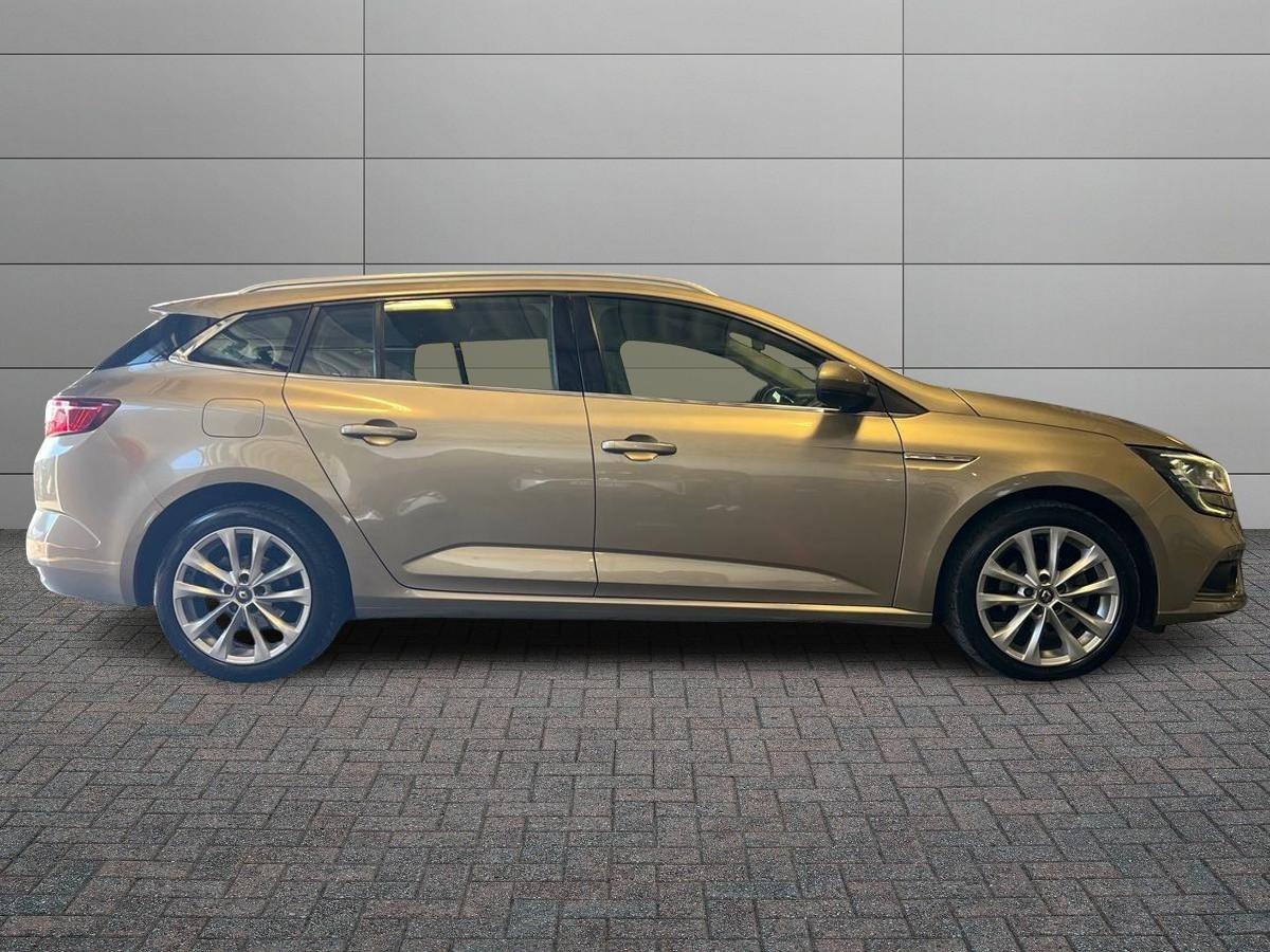 RENAULT Megane IV 2016 Sporter - Megane Sporter 1.5 blue dci Duel2 115cv my19