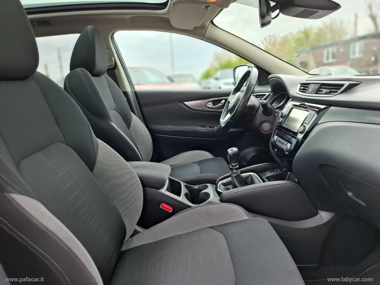 NISSAN Qashqai 1.5 dCi N-Connecta