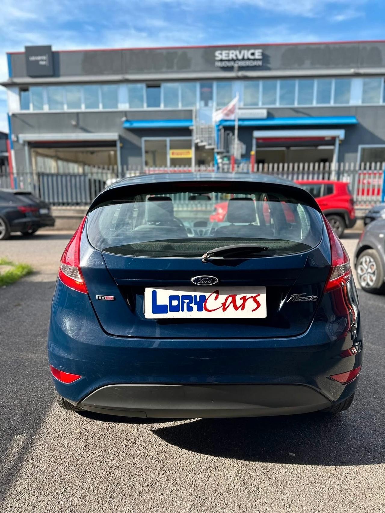 Ford Fiesta 1.4 TDCi 70CV 5 porte Titanium neopatentati