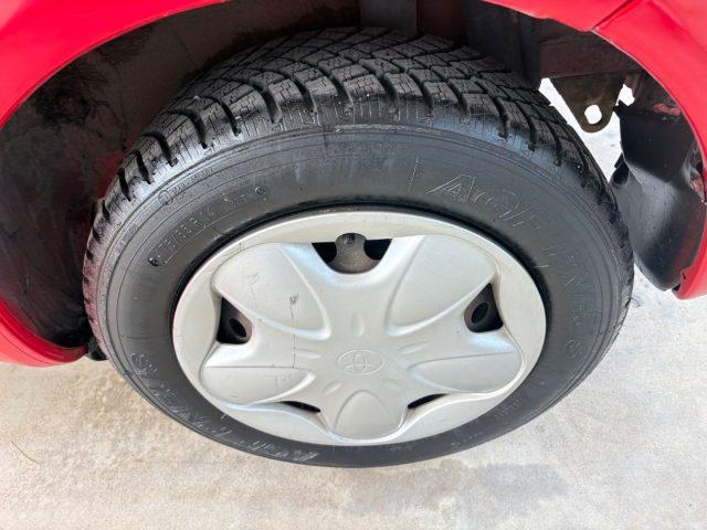 TOYOTA Yaris 1.0i 16V cat 3 porte - PRIMO PREZZO -