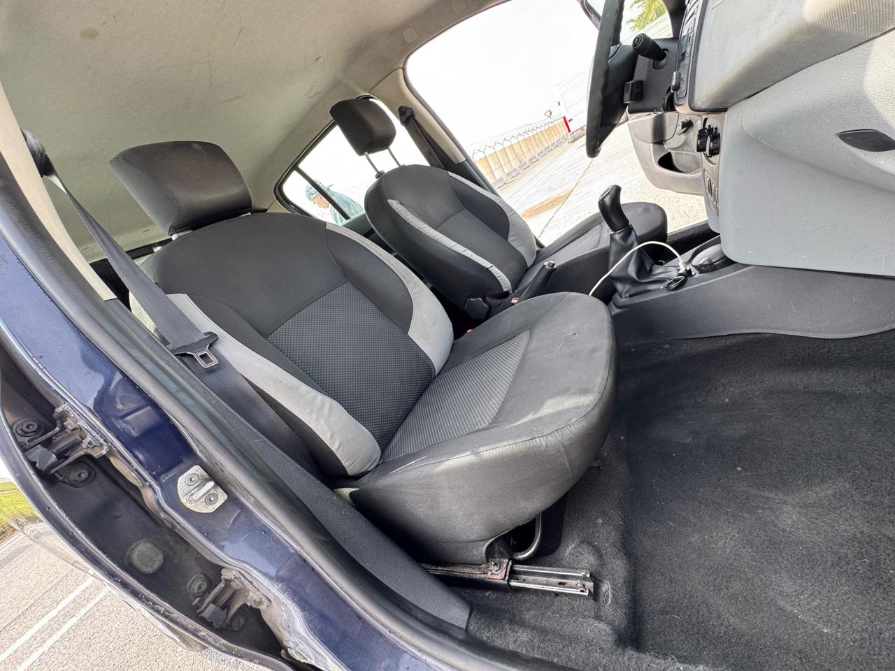 DACIA SANDERO 1.2 BENZINA NEO PATENTATI 2013 12 MESI DI GARANZIA