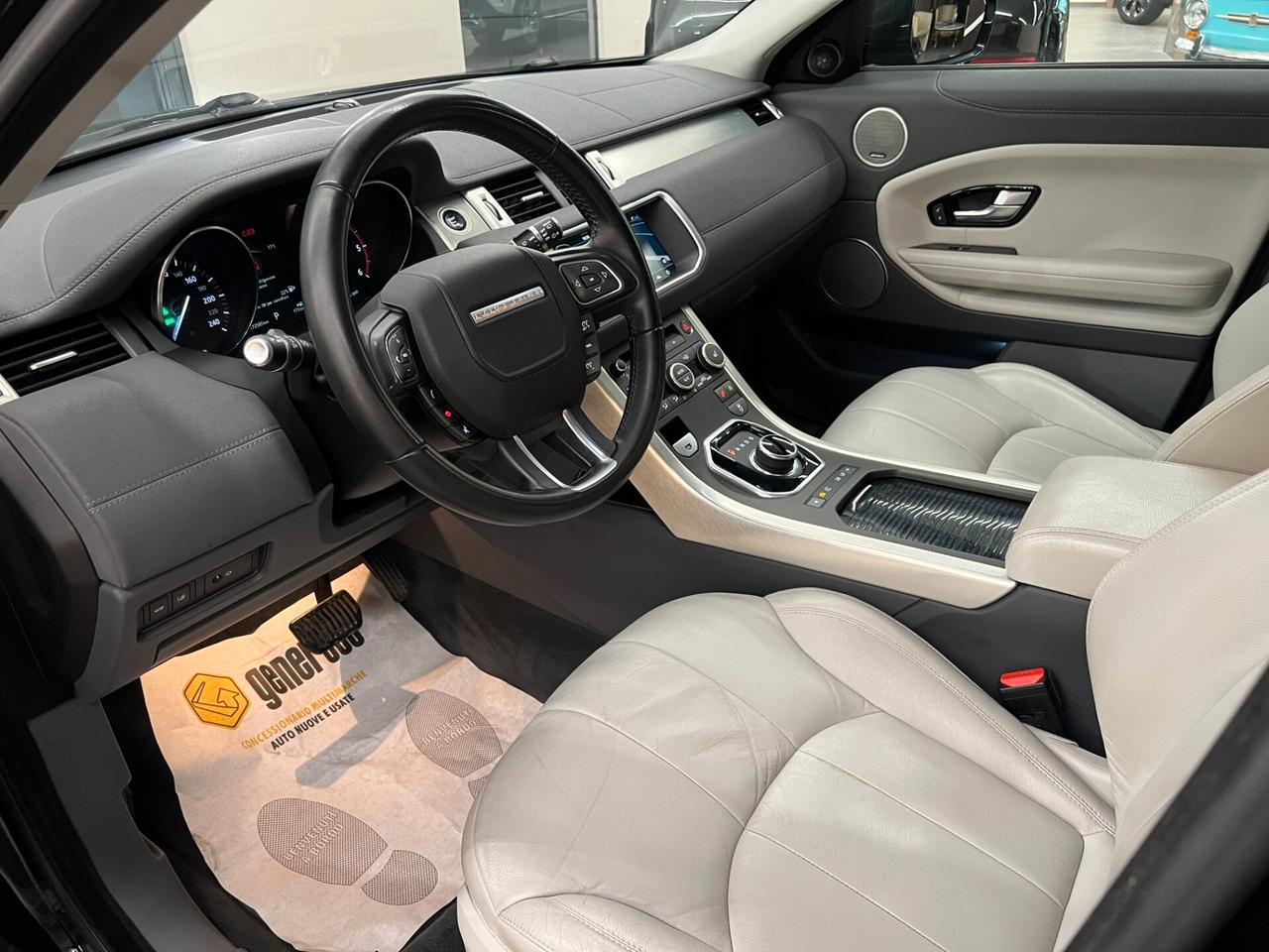 Land Rover Range Evoque 2.0 TD4 150 CV 5p. SE Dynamic