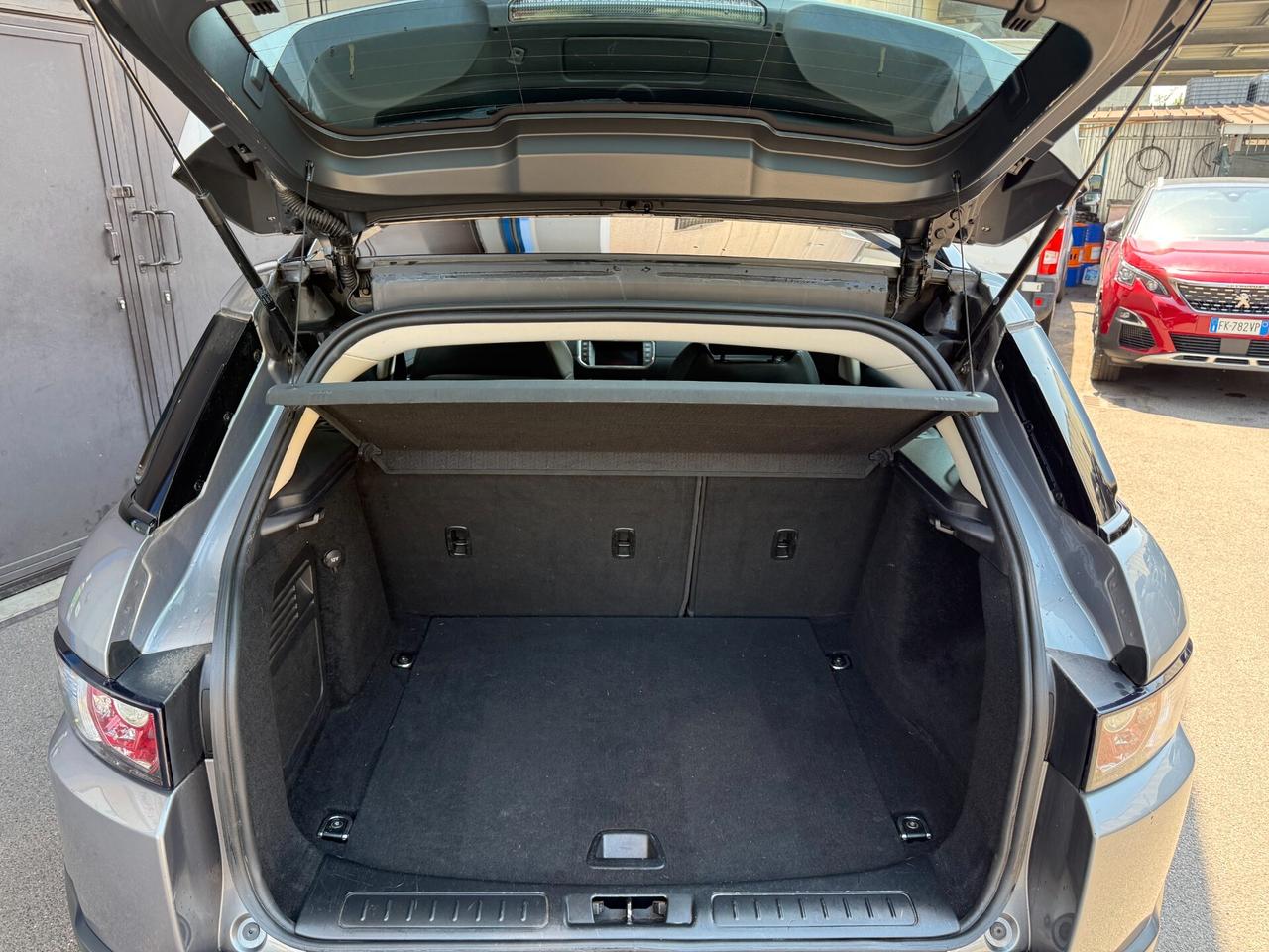 Land Rover Range Evoque 2.2 Sd4 5p.