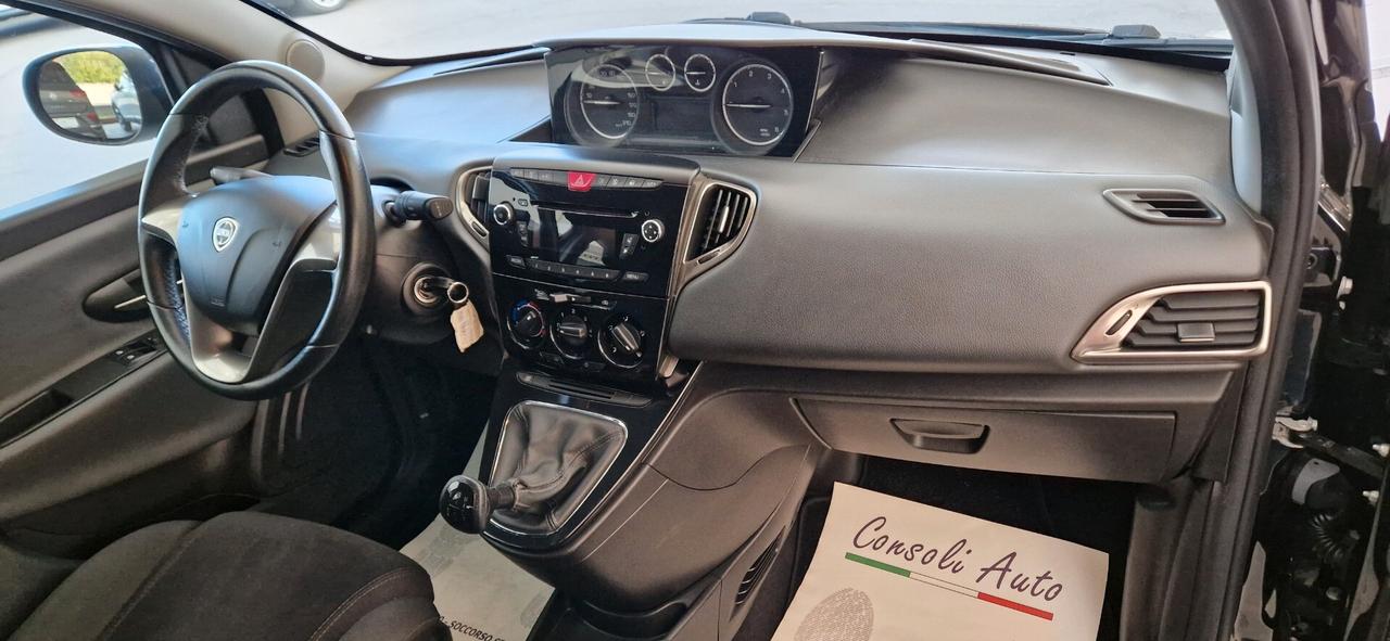 Lancia Ypsilon 1.3 Mjt 95cv 5 porte S&S Platinum