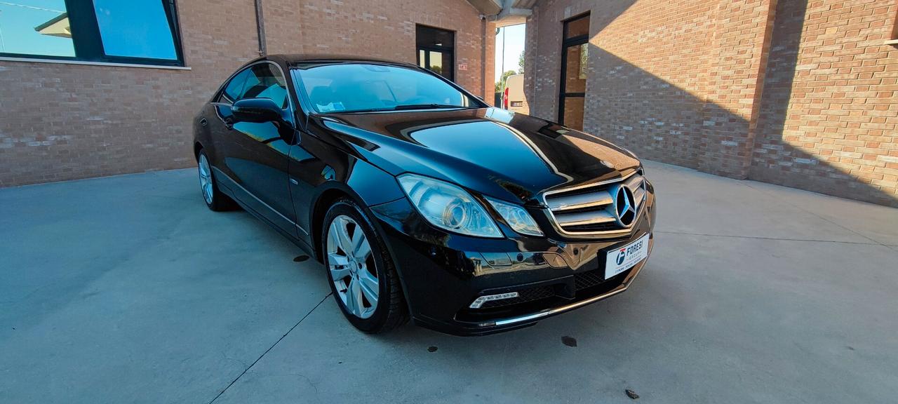Mercedes-benz E 250 CDI Coupé BlueEFFICIENCY Avantgarde