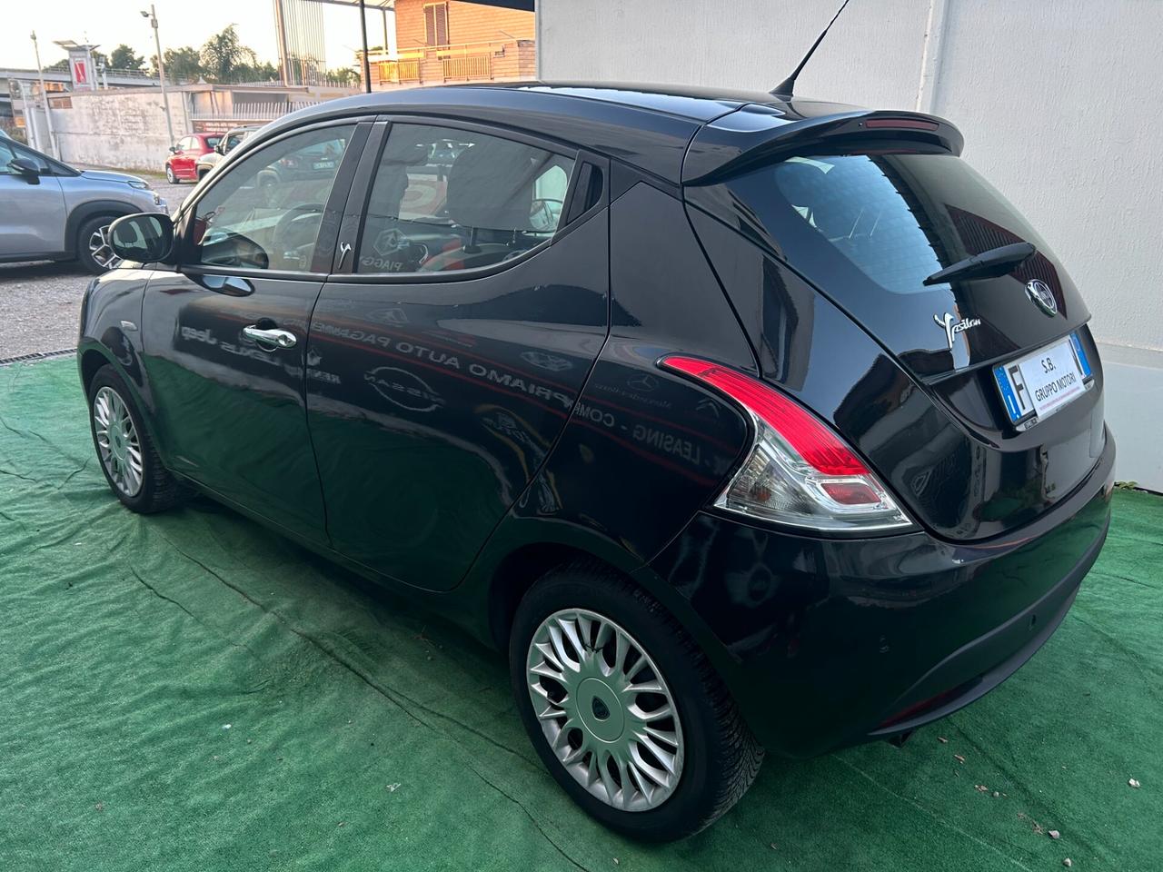 Lancia Ypsilon 2018 1.2 69 CV GPL LEGGI TUTTO!
