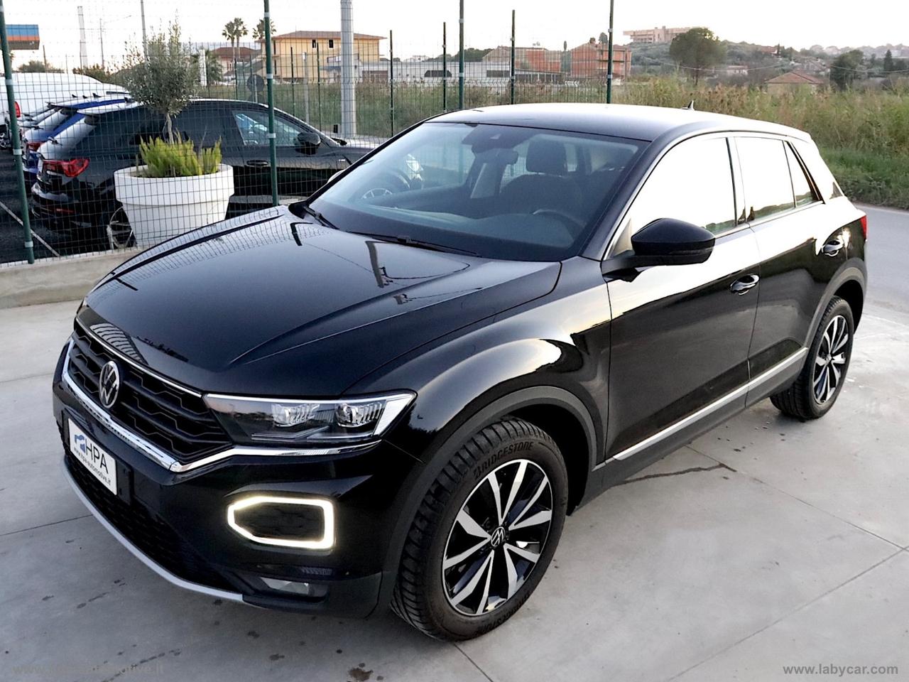 VOLKSWAGEN T-Roc 2.0TDI LED NAVI VIRTUAL CARPLAY