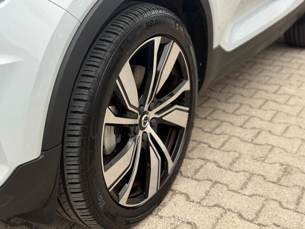 Volvo XC40 Recharge Plug-in Hybrid R-Design 211CV