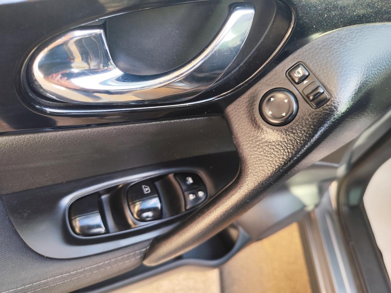 Nissan Qashqai 1.5 dCi 110CV N-CONNECTA TETTO NAVI