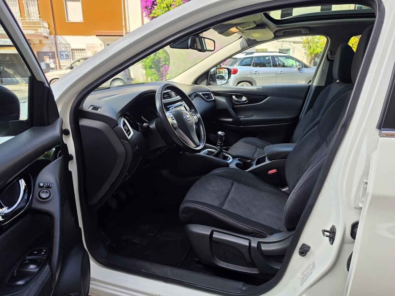NISSAN QASHQAI 1.5 dCi BUISNESS